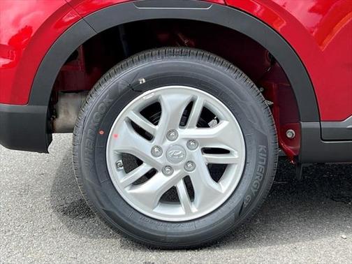 2025 Hyundai VENUE SE
