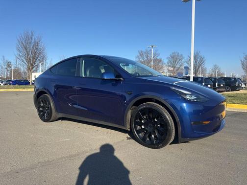 2023 Tesla Model Y Long Range Dual Motor All-Wheel Drive