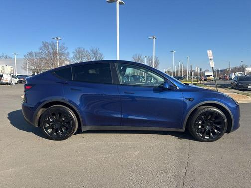 2023 Tesla Model Y Long Range Dual Motor All-Wheel Drive