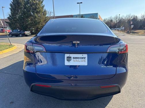 2023 Tesla Model Y Long Range Dual Motor All-Wheel Drive