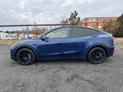 2023 Tesla Model Y Long Range Dual Motor All-Wheel Drive