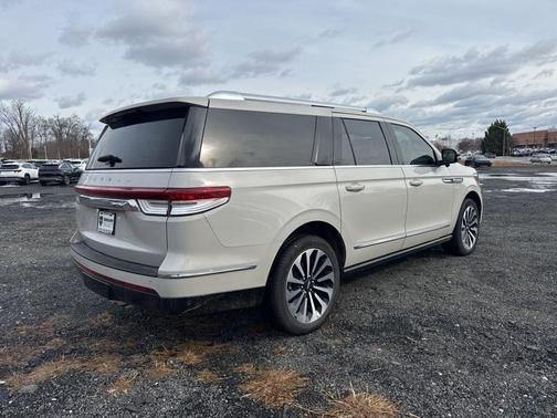 2024 Lincoln Navigator Reserve