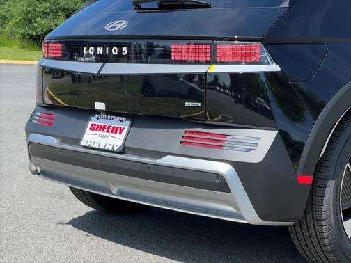 2025 Hyundai IONIQ 5 SEL