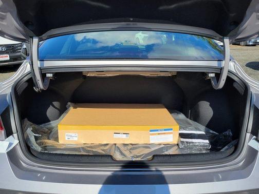 2026 Hyundai ELANTRA Sport