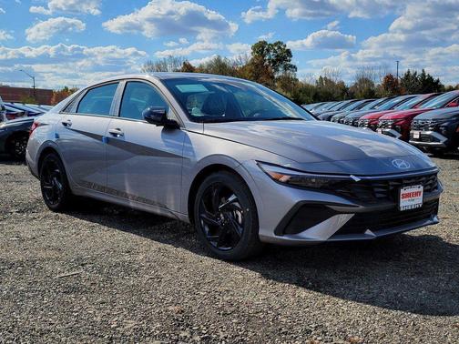 2026 Hyundai ELANTRA Sport