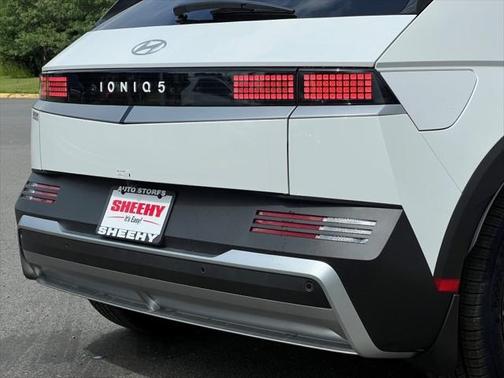 2025 Hyundai IONIQ 5 SE