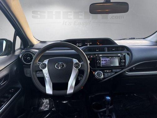 2016 Toyota Prius c Two