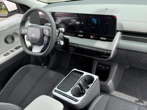 2025 Hyundai IONIQ 5 SE