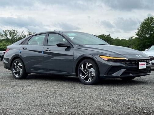 2025 Hyundai ELANTRA Sport