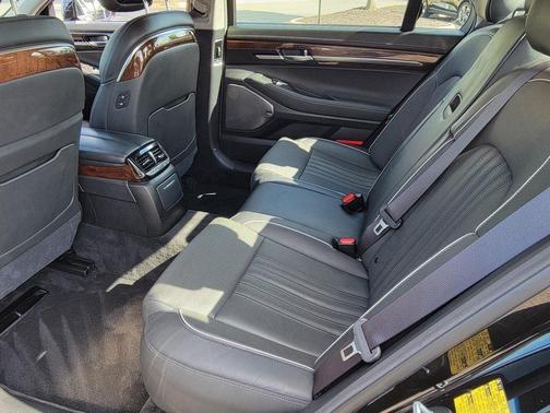 2019 Genesis G90 Premium