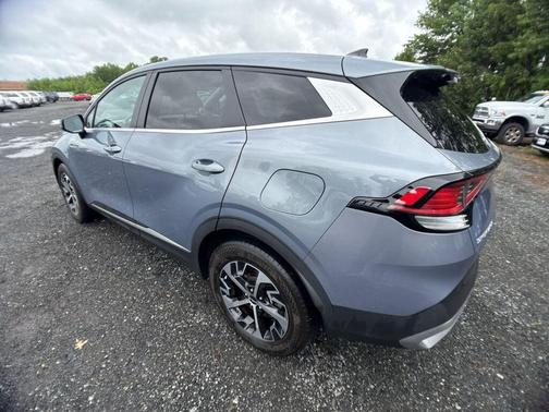 Everlasting Silver 2023 Kia Sportage EX