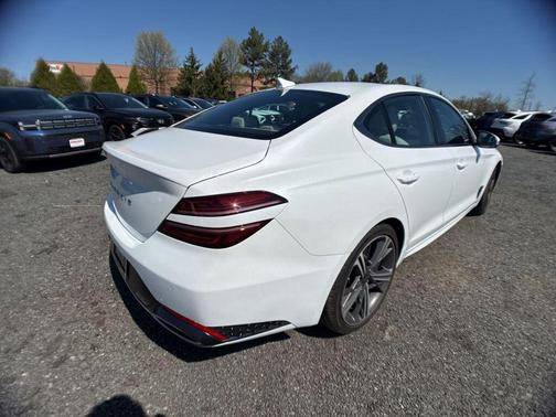 2025 Genesis G70 2.5T AWD