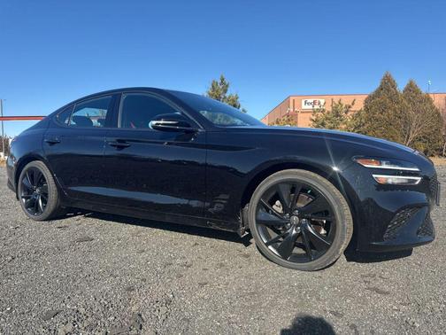 2023 Genesis G70 2.0T AWD