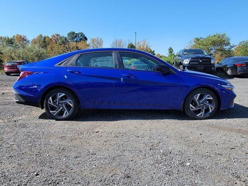 2025 Hyundai ELANTRA Sport