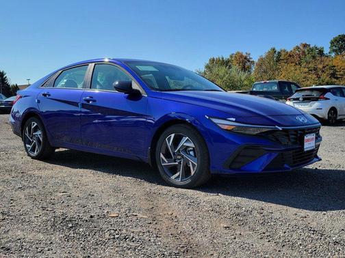 2025 Hyundai ELANTRA Sport