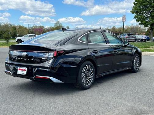 2025 Hyundai SONATA Hybrid Limited