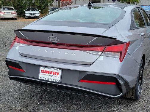 2026 Hyundai ELANTRA Sport