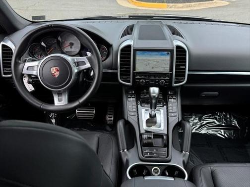 2011 Porsche Cayenne S