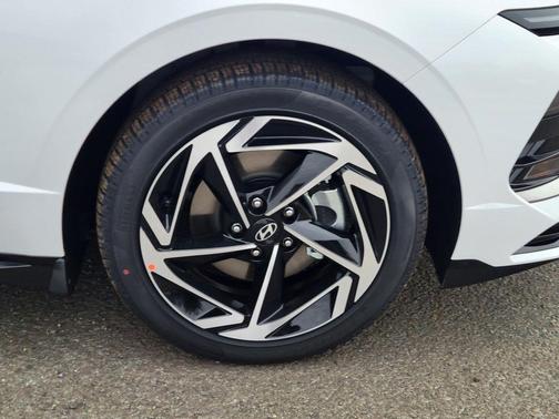 2026 Hyundai SONATA SEL