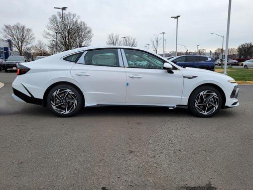 2026 Hyundai SONATA SEL