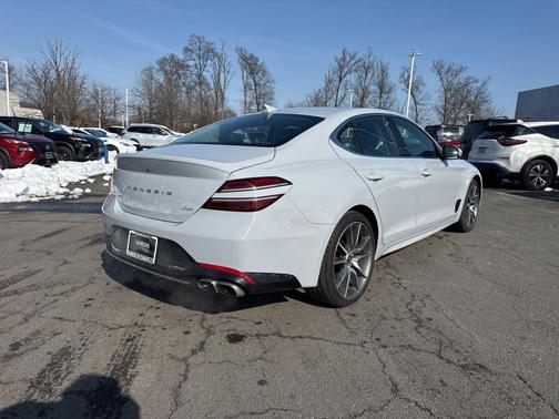 2023 Genesis G70 2.0T AWD