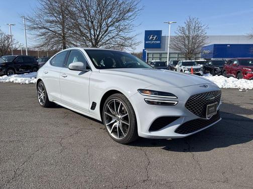 2023 Genesis G70 2.0T AWD