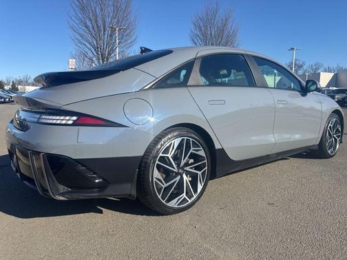 2023 Hyundai IONIQ 6 SEL