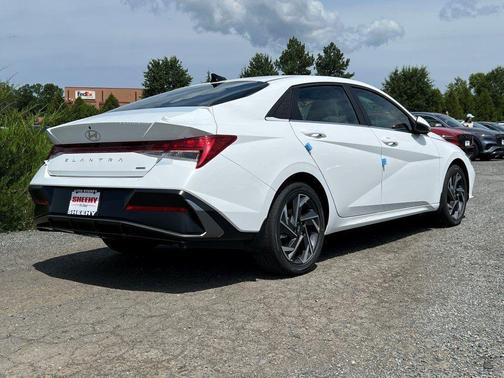 2025 Hyundai ELANTRA HEV Limited