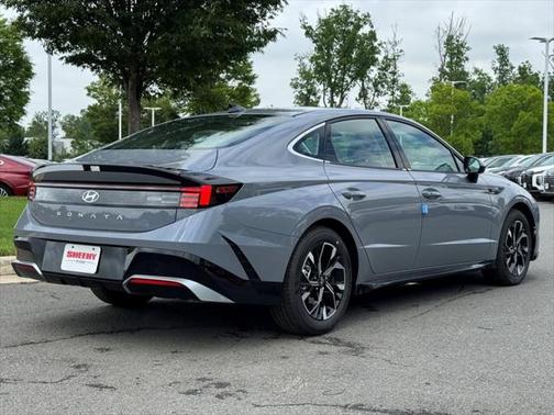 2025 Hyundai SONATA SEL