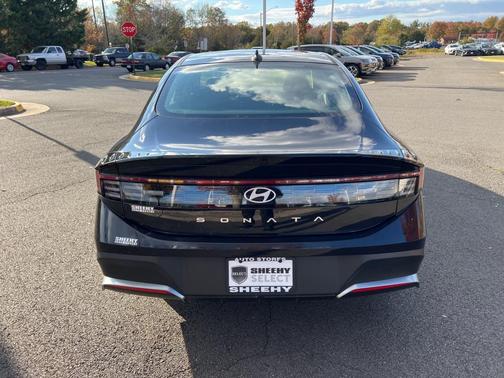 2025 Hyundai SONATA SE