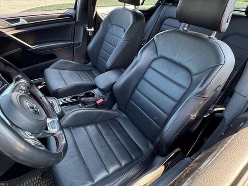2016 Volkswagen Golf GTI 2.0T Autobahn 4-Door