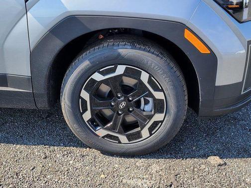 Shimmering Silver 2026 Hyundai SANTA FE SEL 2.4