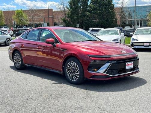 2025 Hyundai SONATA Hybrid SE
