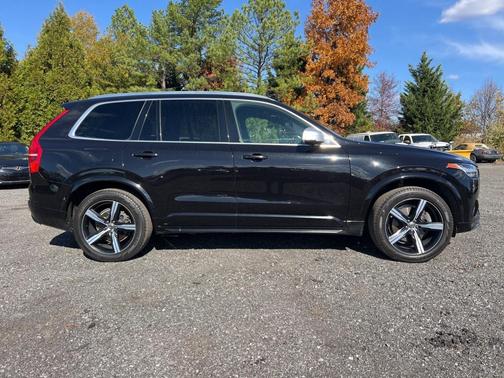 2016 Volvo XC90 T6 R-Design