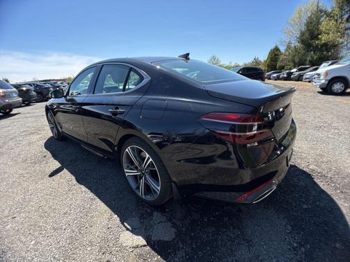 Vik Black 2025 Genesis G70 2.5T RWD