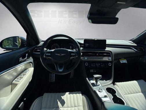 2025 Genesis G70 2.5T RWD