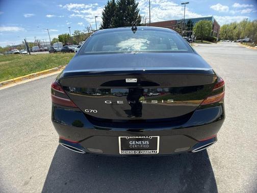 2025 Genesis G70 2.5T RWD