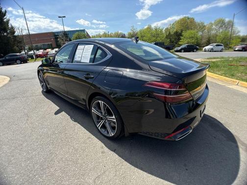 2025 Genesis G70 2.5T RWD