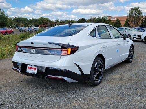 2026 Hyundai SONATA SEL