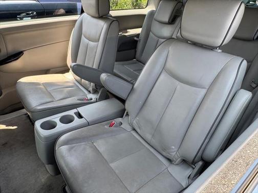 2013 Nissan Quest SL