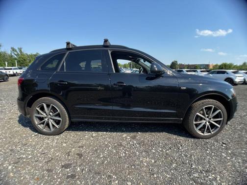 Black Metallic 2016 Audi Q5 3.0 TDI Premium Plus