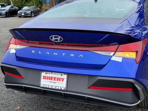 2026 Hyundai ELANTRA Sport