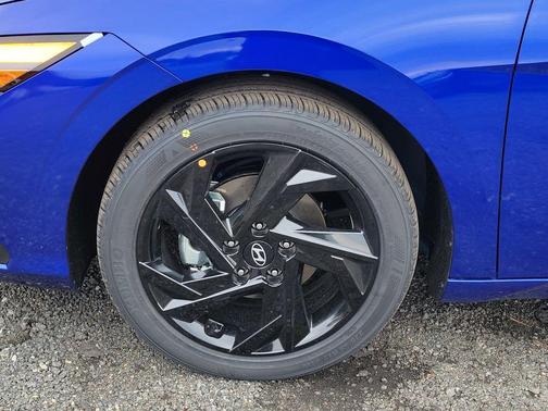 2026 Hyundai ELANTRA Sport