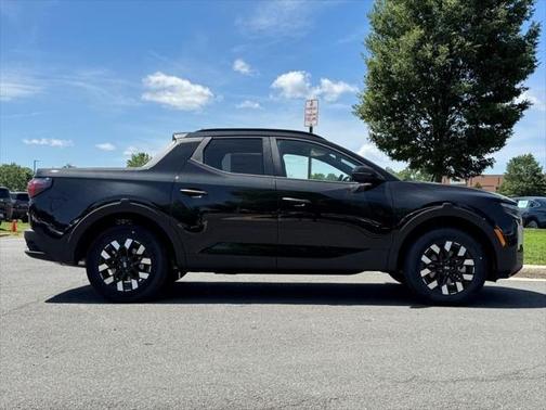2025 Hyundai SANTA CRUZ SEL Activity