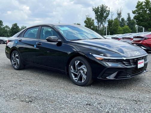 2025 Hyundai ELANTRA Sport