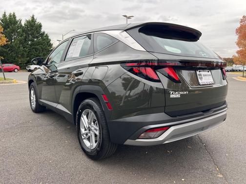 2025 Hyundai TUCSON SE