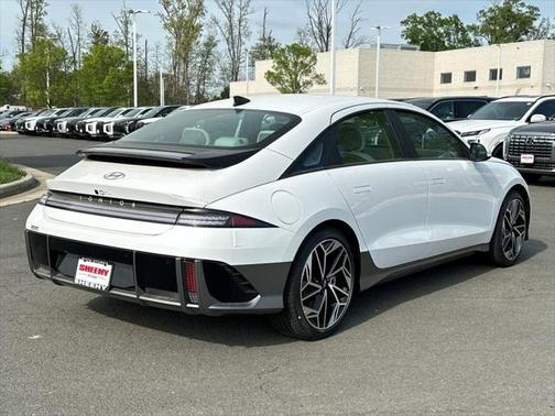 2025 Hyundai IONIQ 6 SEL