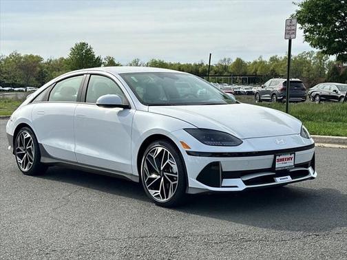 2025 Hyundai IONIQ 6 SE