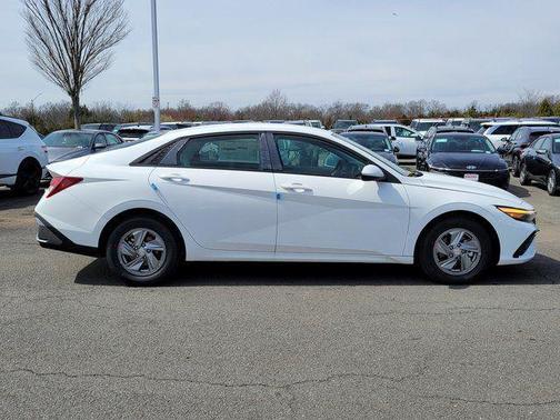 Serenity White 2026 Hyundai ELANTRA SE