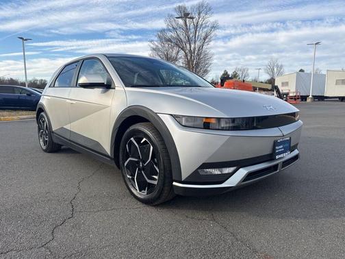 2024 Hyundai IONIQ 5 SEL